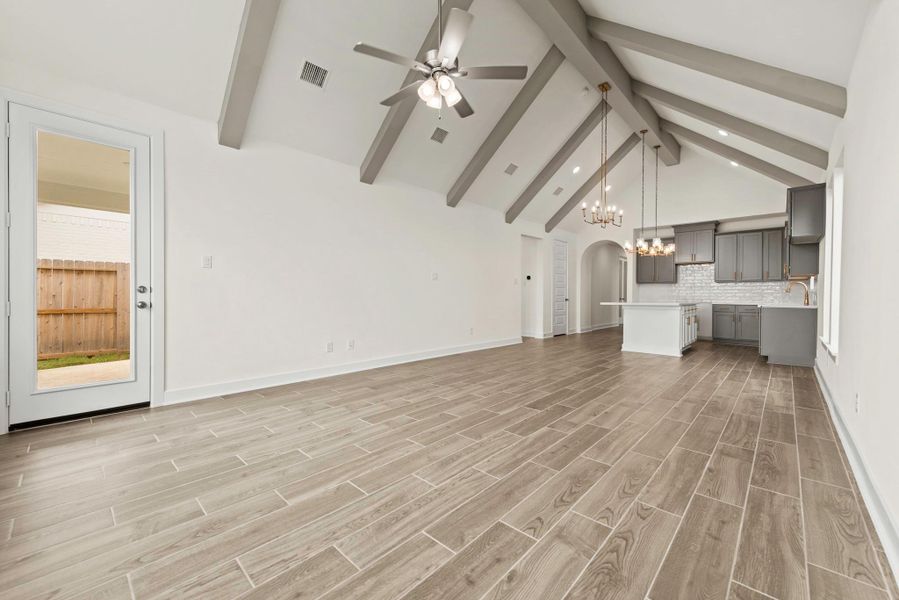 Representative image. Features, specifications, selections and colors may vary. Representative image. Features, specifications, selections and colors may vary.