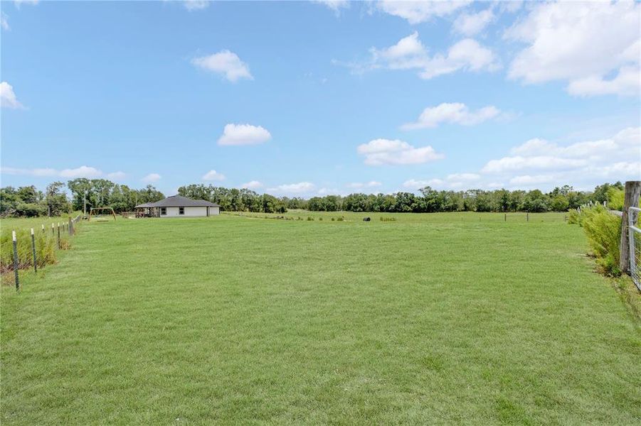 Natural landscape and outdoor views near in Branford (Image 29). Natural landscape and outdoor views near in Branford (Image 29).
