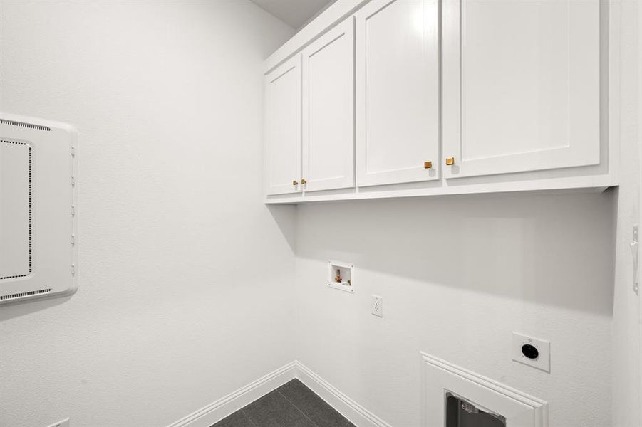 4728 Hawthorn Hills- Utility-2