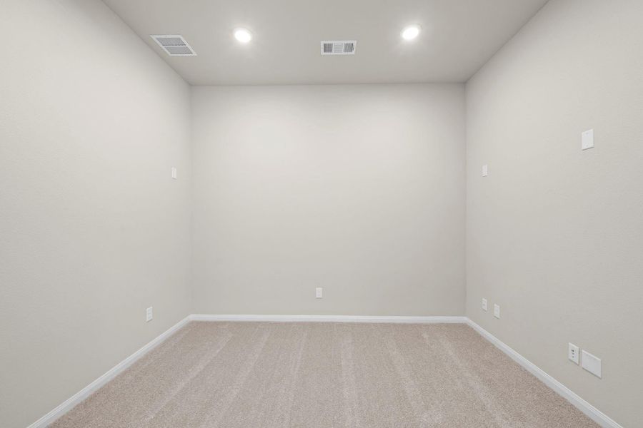 Spacious, unfurnished interior of a new home in Jubilee, Hockley (Image 30).