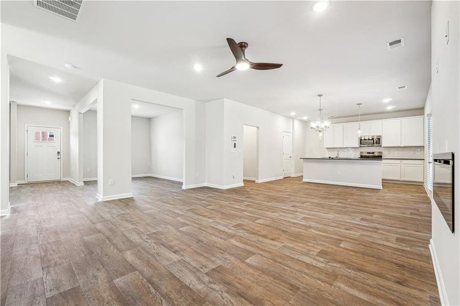 Spacious, unfurnished interior of a new home in Conner Springs, Social Circle (Image 17).