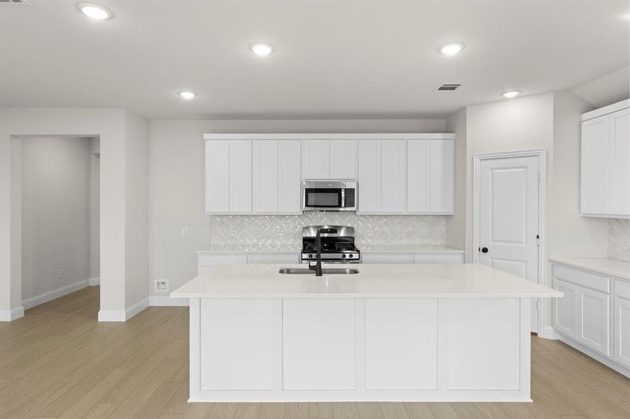 13. 3016 Beau Daniel - Kitchen 13. 3016 Beau Daniel - Kitchen
