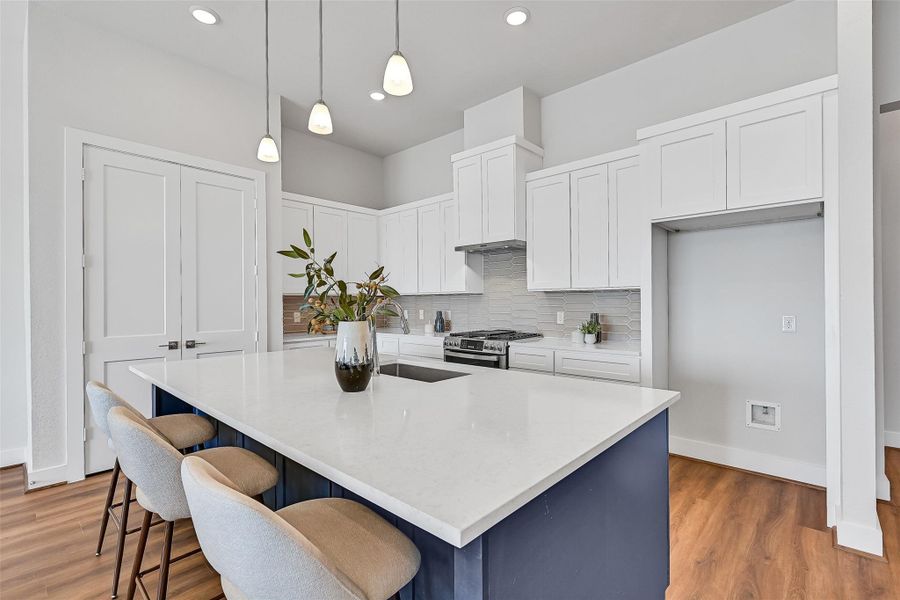 Furnished interior view inside a new home in Lago Pointe, Seabrook (Image 11). Furnished interior view inside a new home in Lago Pointe, Seabrook (Image 11).