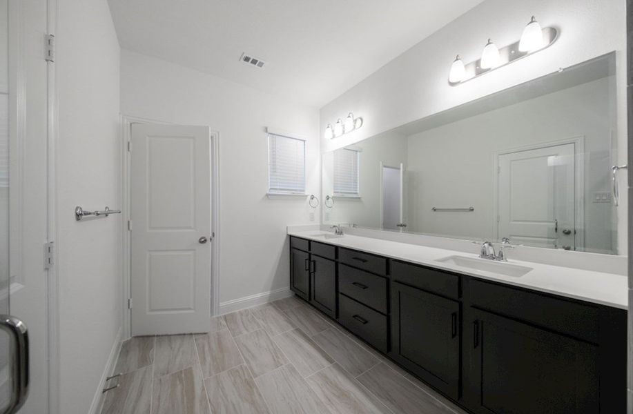 Rosemary Primary Bathroom