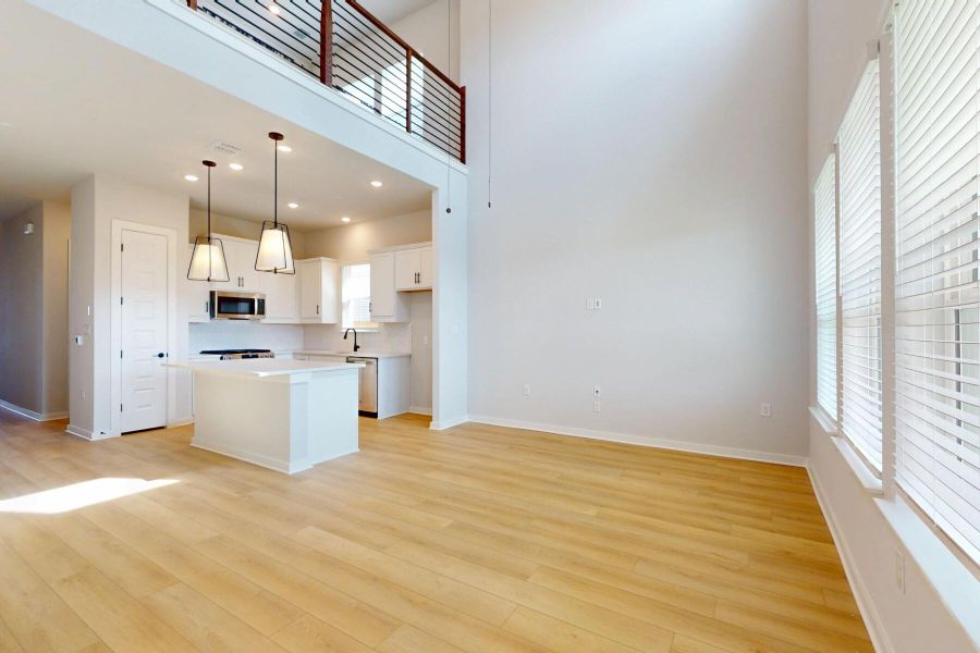 Spacious, unfurnished interior of a new home in Estancia West, Manchaca (Image 35). Spacious, unfurnished interior of a new home in Estancia West, Manchaca (Image 35).