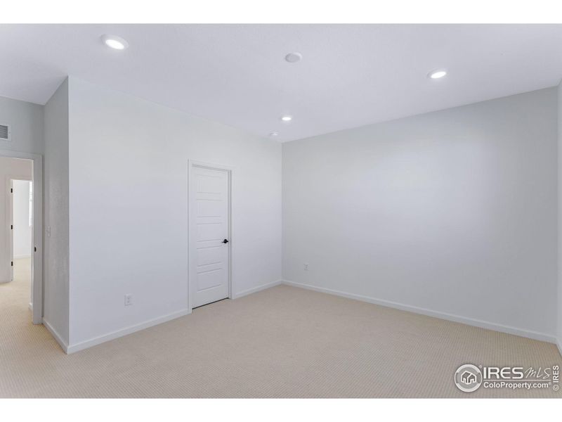 Spacious, unfurnished interior of a new home in , Berthoud (Image 34). Spacious, unfurnished interior of a new home in , Berthoud (Image 34).