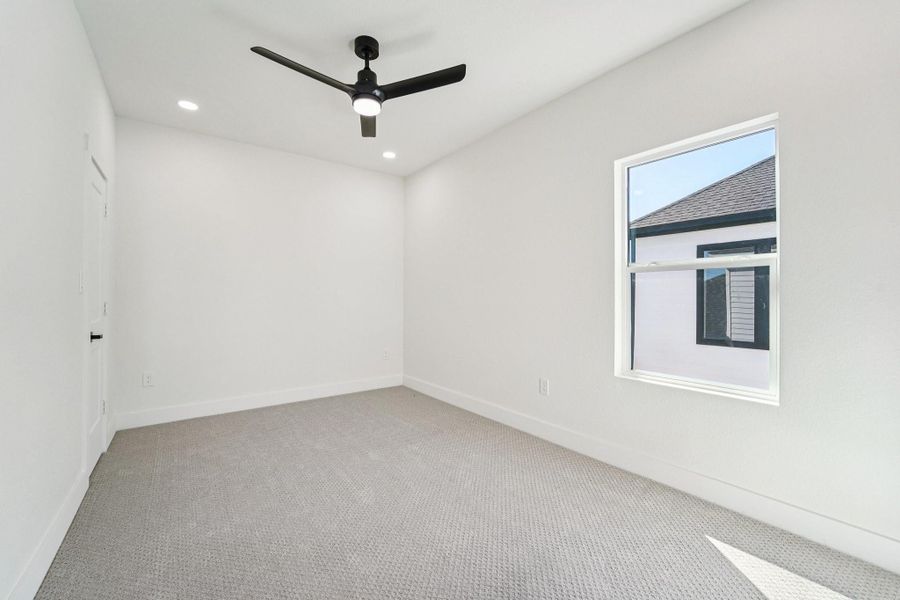 Spacious, unfurnished interior of a new home in , La Porte (Image 25).