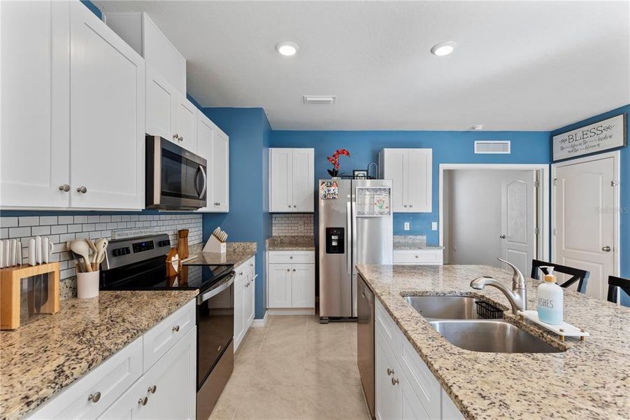 Furnished interior view inside a new home in Pelham Park, Deland (Image 14).