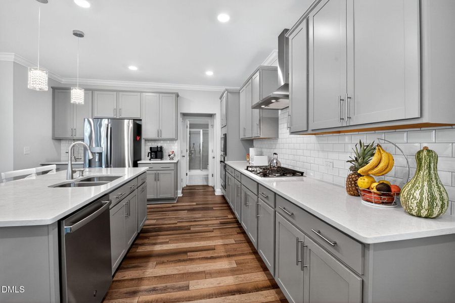 12_159_Edge_of_Auburn_Blvd_Raleigh_NC_27 12_159_Edge_of_Auburn_Blvd_Raleigh_NC_27