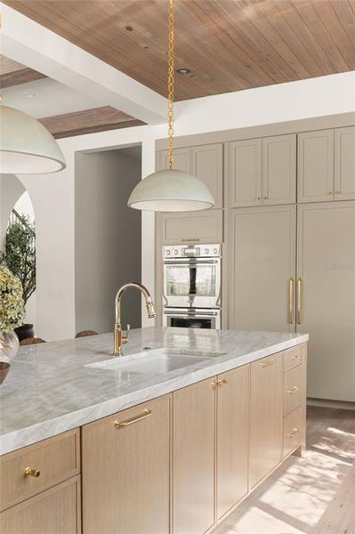 Furnished interior view inside a new home in , Orlando (Image 41).