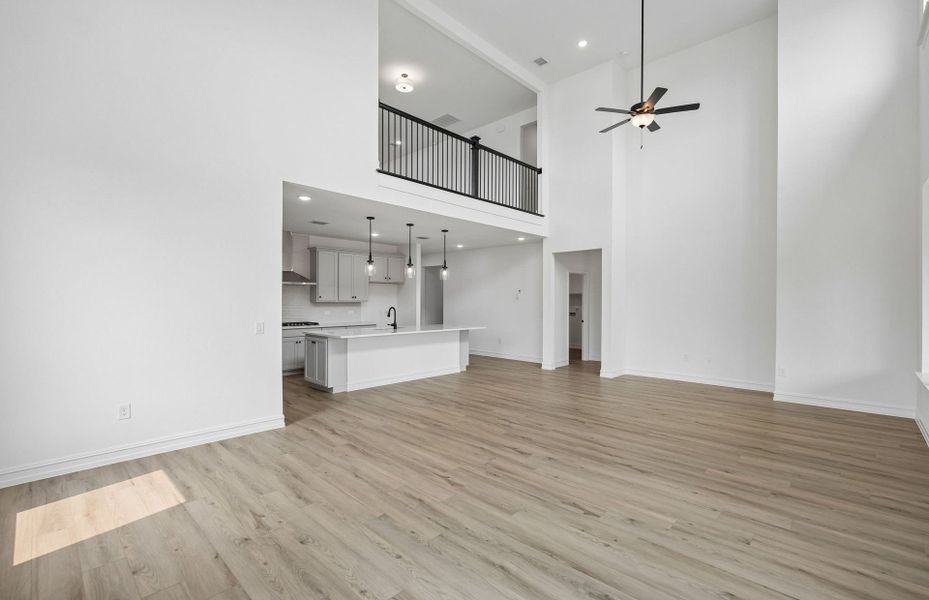 Spacious, unfurnished interior of a new home in Wilson Creek Meadows, Celina (Image 23).
