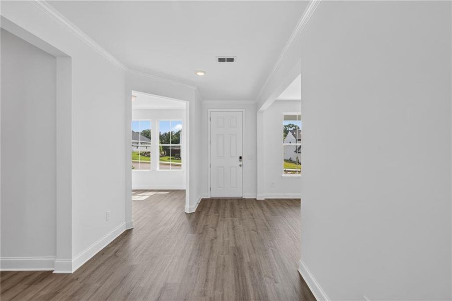 Spacious, unfurnished interior of a new home in Pickens Bluff, Hiram (Image 23). Spacious, unfurnished interior of a new home in Pickens Bluff, Hiram (Image 23).