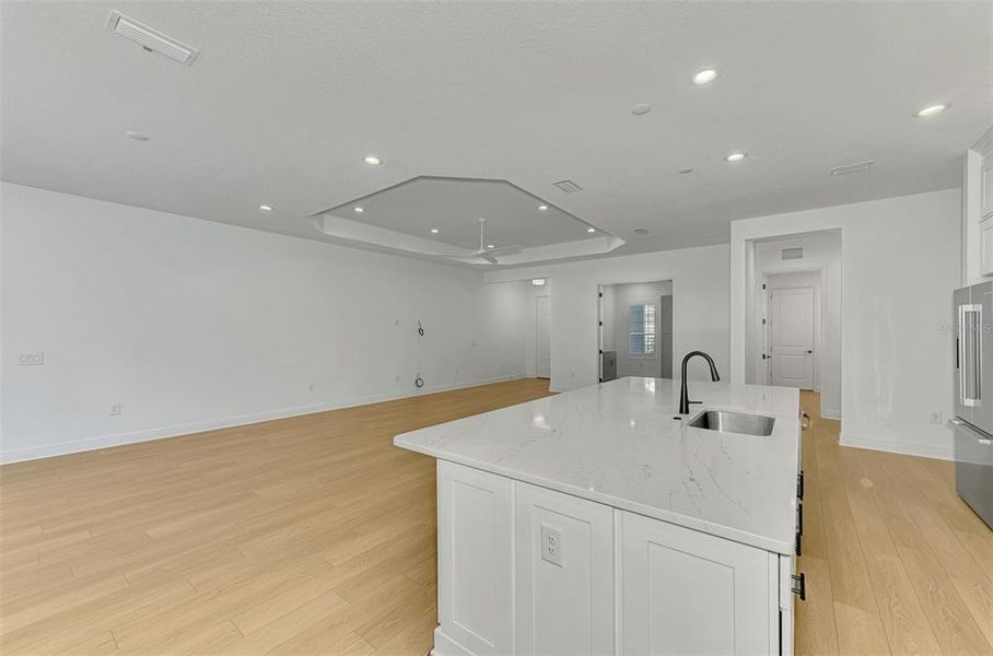 Furnished interior view inside a new home in , Venice (Image 36).