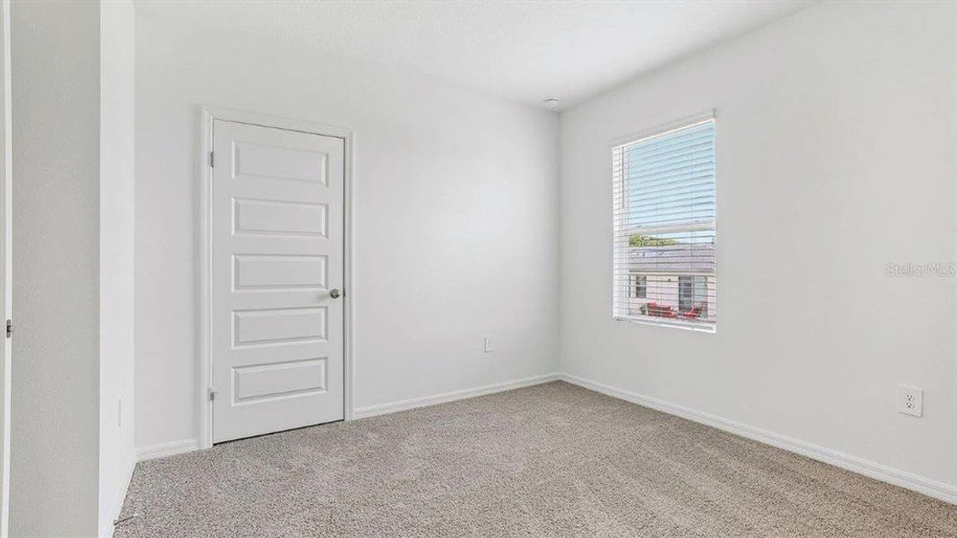 Spacious, unfurnished interior of a new home in , Winter Haven (Image 17).