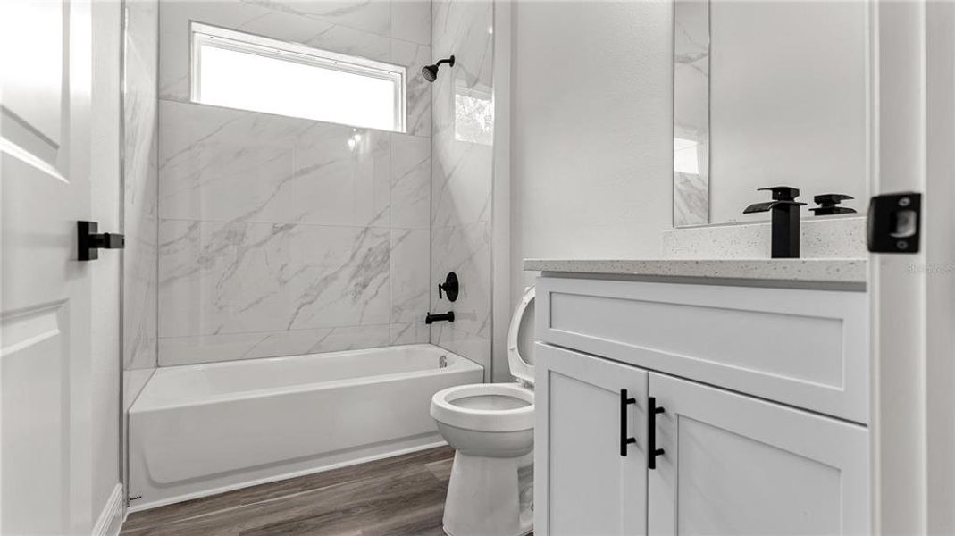 Furnished interior view inside a new home in , Ocala (Image 10).