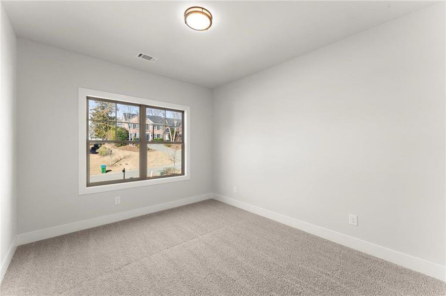 Spacious, unfurnished interior of a new home in , Jefferson (Image 40).