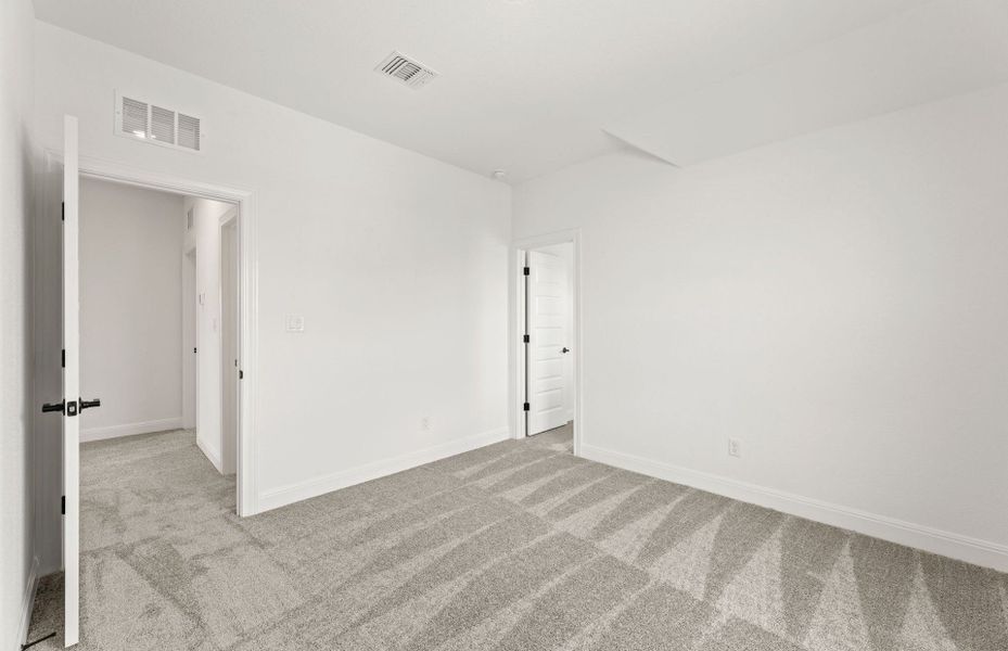 Spacious, unfurnished interior of a new home in Santa Rita Ranch, Liberty Hill (Image 16). Spacious, unfurnished interior of a new home in Santa Rita Ranch, Liberty Hill (Image 16).