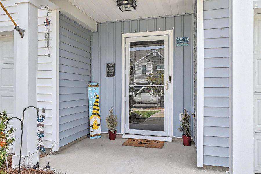 Exterior details and patio area of a home in , Moncks Corner (Image 3).
