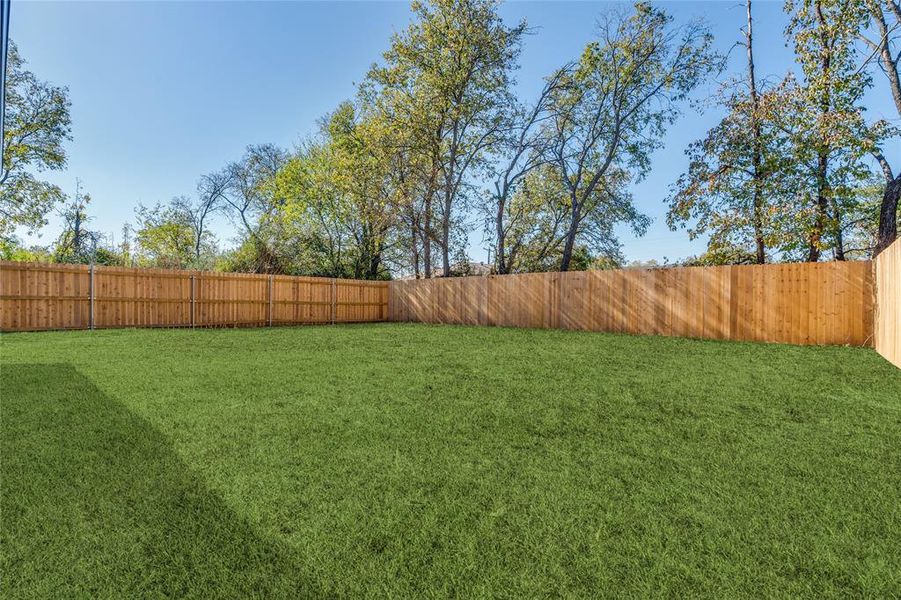 Exterior details and patio area of a home in , Fort Worth (Image 24).
