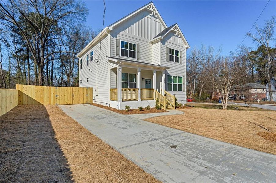 Exterior details and patio area of a home in , Atlanta (Image 30).