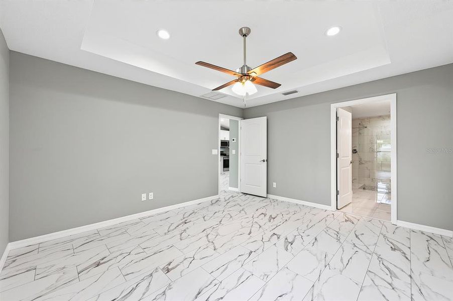 Spacious, unfurnished interior of a new home in , Ocklawaha (Image 28). Spacious, unfurnished interior of a new home in , Ocklawaha (Image 28).