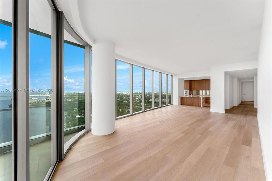 Spacious, unfurnished interior of a new home in , Miami (Image 8).