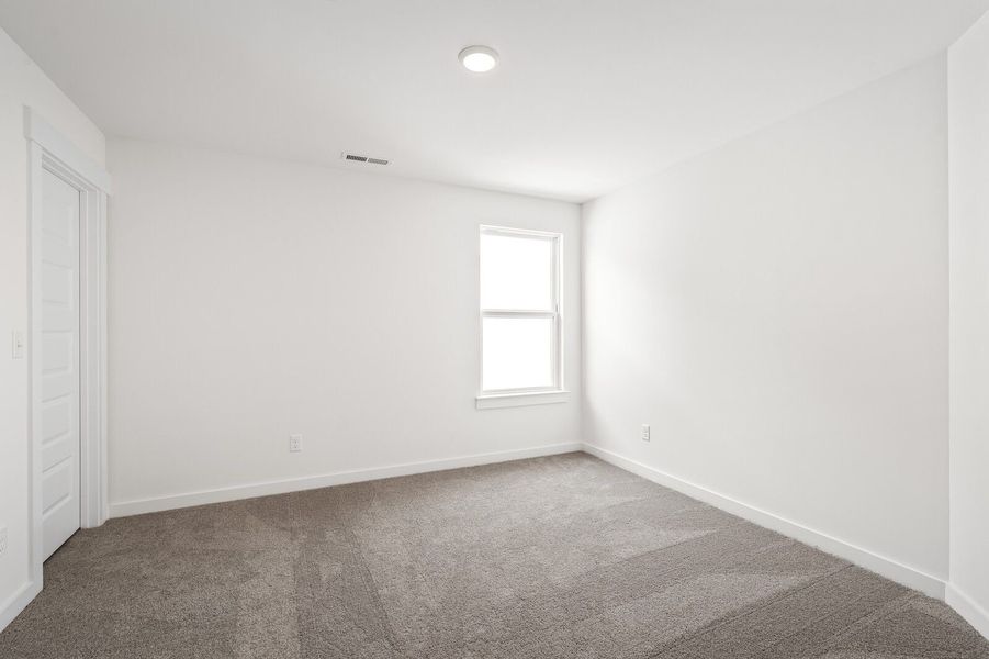 Spacious, unfurnished interior of a new home in Woods Crossing, Gallatin (Image 59).
