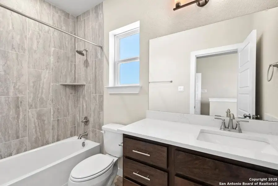 Furnished interior view inside a new home in The Crossvine, Schertz (Image 10).