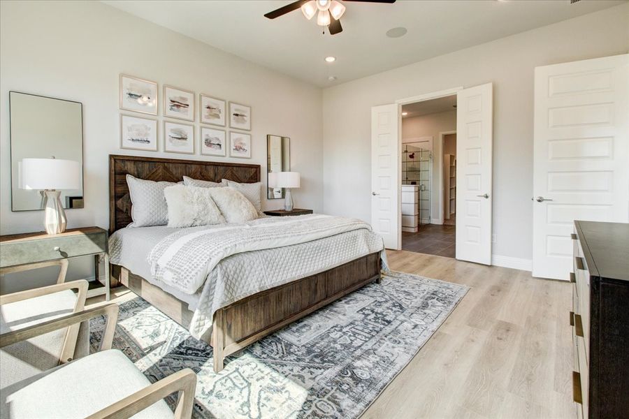 Representative furnished interior of a home built from the Dublin by Sandlin Homes in Lakesong, Midlothian (Image 35). Representative furnished interior of a home built from the Dublin by Sandlin Homes in Lakesong, Midlothian (Image 35).
