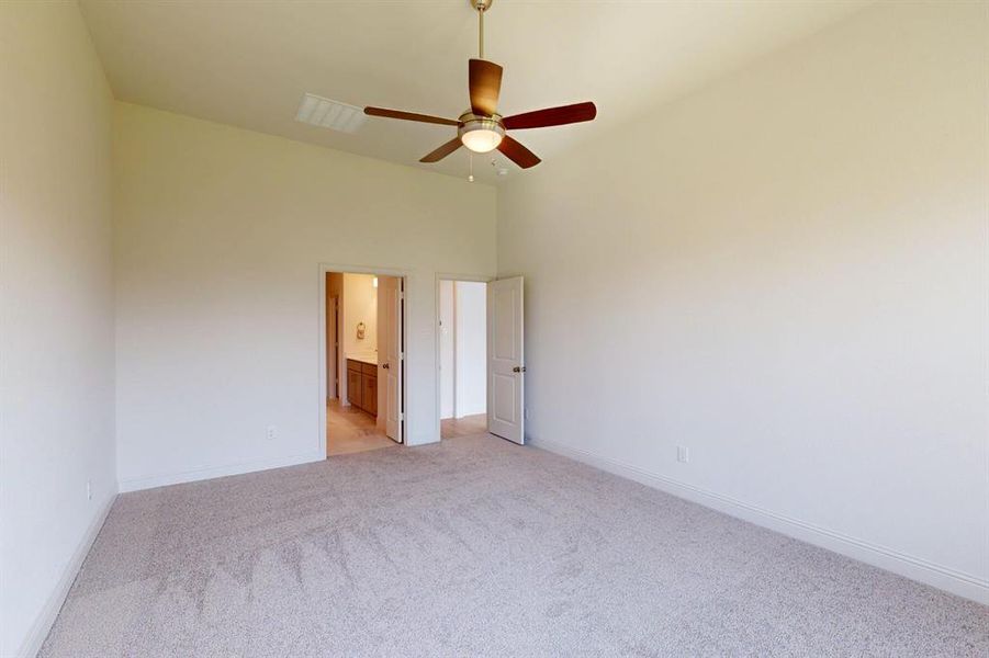 Spacious, unfurnished interior of a new home in Vintage Village, Argyle (Image 26). Spacious, unfurnished interior of a new home in Vintage Village, Argyle (Image 26).