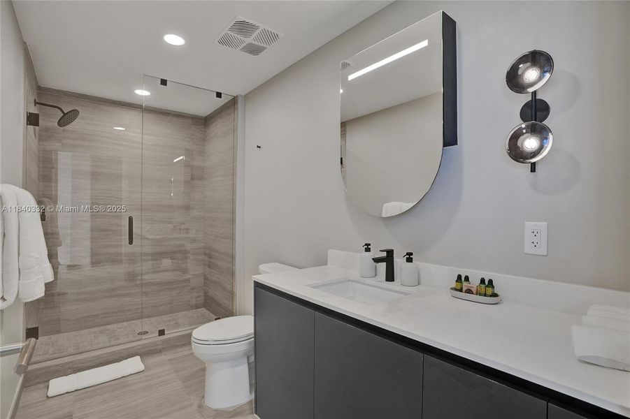 Furnished interior view inside a new home in , Miami Beach (Image 28).