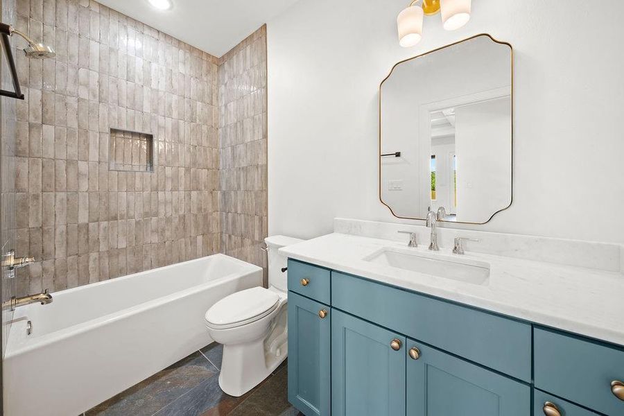 Furnished interior view inside a new home in , Tyler (Image 11).