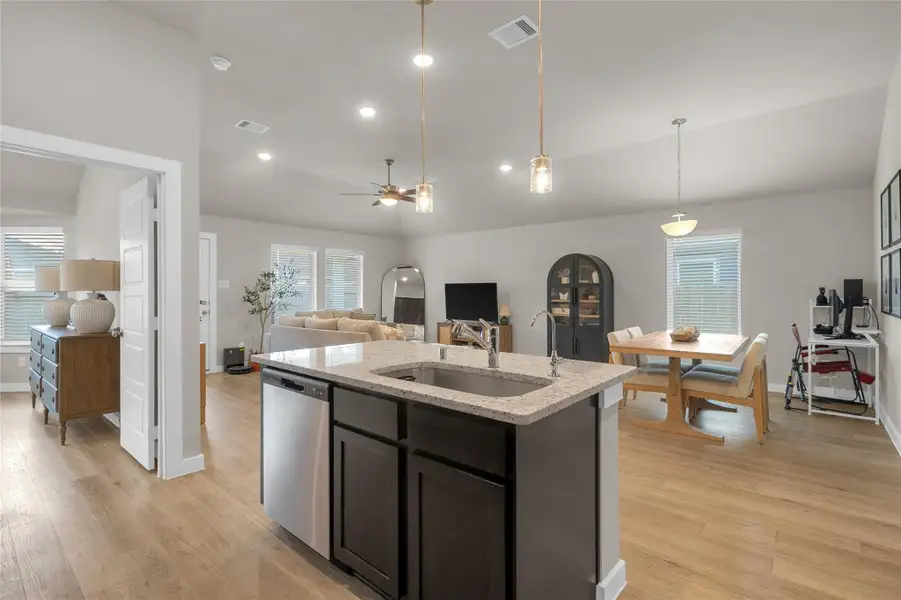 Furnished interior view inside a new home in Mustang Crossing, Alvin (Image 15).