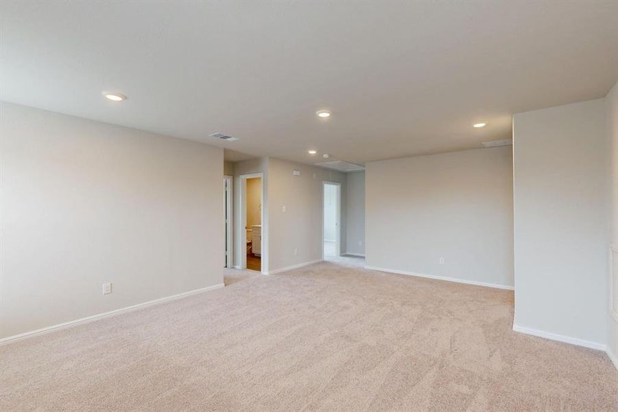 Spacious, unfurnished interior of a new home in Forest Park, Princeton (Image 33). Spacious, unfurnished interior of a new home in Forest Park, Princeton (Image 33).