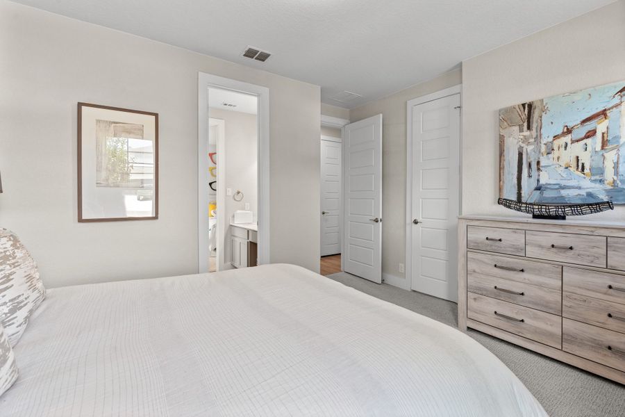 Furnished interior view inside a new home in Esperanza – New Phase Now Selling, Boerne (Image 10). Furnished interior view inside a new home in Esperanza – New Phase Now Selling, Boerne (Image 10).