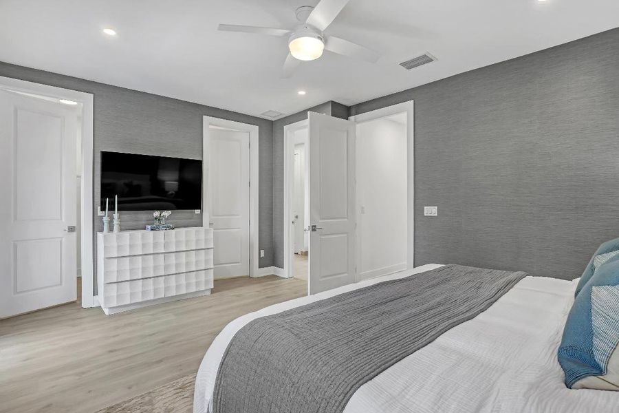 109 Royal Palm (8) 109 Royal Palm (8)