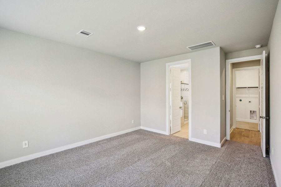 Photo is not of the actual home, but is an inspirational photo of builder’s model home and may depict options, furnishings, and/or decorator features that are not included Photo is not of the actual home, but is an inspirational photo of builder’s model home and may depict options, furnishings, and/or decorator features that are not included