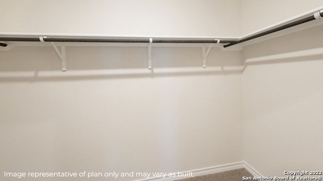 Spacious, unfurnished interior of a new home in Brookstone Creek, San Antonio (Image 17).