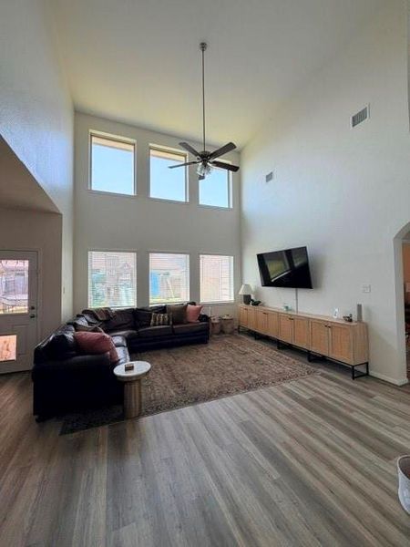 Furnished interior view inside a new home in Windrose Green, Angleton (Image 2). Furnished interior view inside a new home in Windrose Green, Angleton (Image 2).