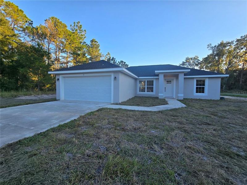 Exterior details and patio area of a home in , Ocala (Image 21). Exterior details and patio area of a home in , Ocala (Image 21).
