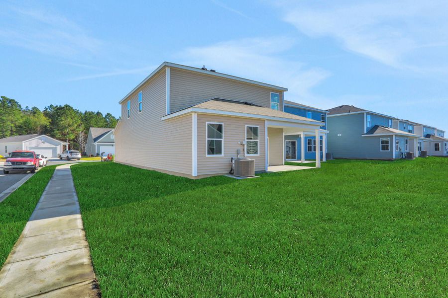 2,297sf New Home in Hardeeville, SC.  - Slide 8