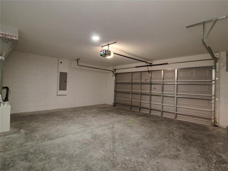 Spacious, unfurnished interior of a new home in , Ocala (Image 14). Spacious, unfurnished interior of a new home in , Ocala (Image 14).