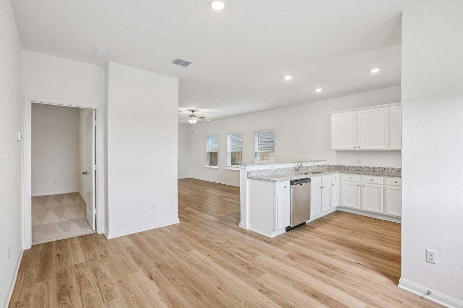 Image 35 of a home in .