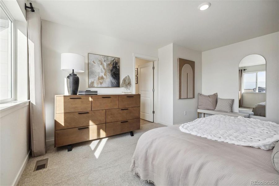 Furnished interior view inside a new home in Settlers Crossing, Commerce City (Image 17).