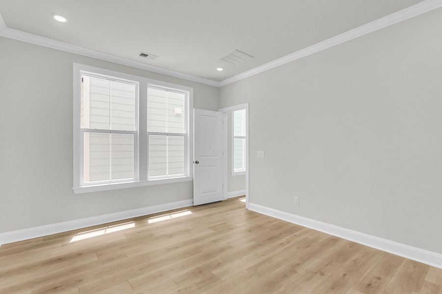 Spacious, unfurnished interior of a new home in Heron Preserve, Hanahan (Image 8). Spacious, unfurnished interior of a new home in Heron Preserve, Hanahan (Image 8).