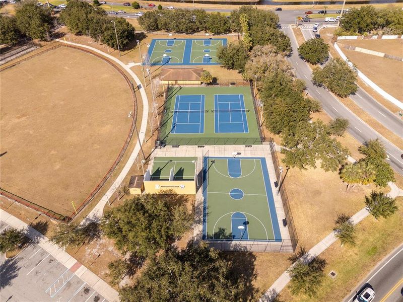 Community amenities in , Kissimmee (Image 55).