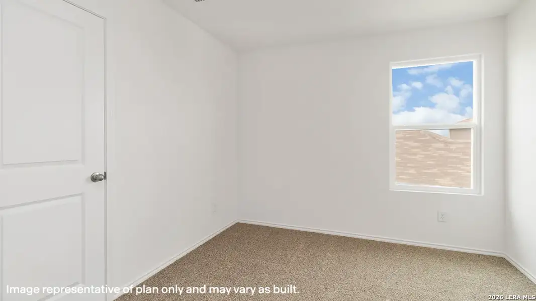 Spacious, unfurnished interior of a new home in Avenida, Converse (Image 13).