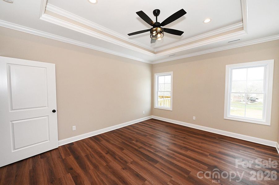 Spacious, unfurnished interior of a new home in , Hickory (Image 23).
