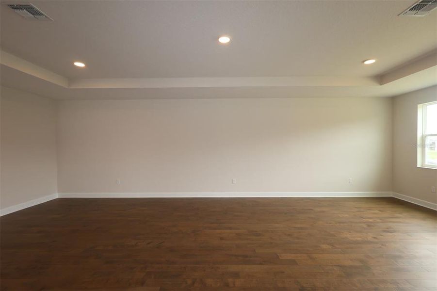 Spacious, unfurnished interior of a new home in Solace at Corner Lake, Orlando (Image 47). Spacious, unfurnished interior of a new home in Solace at Corner Lake, Orlando (Image 47).