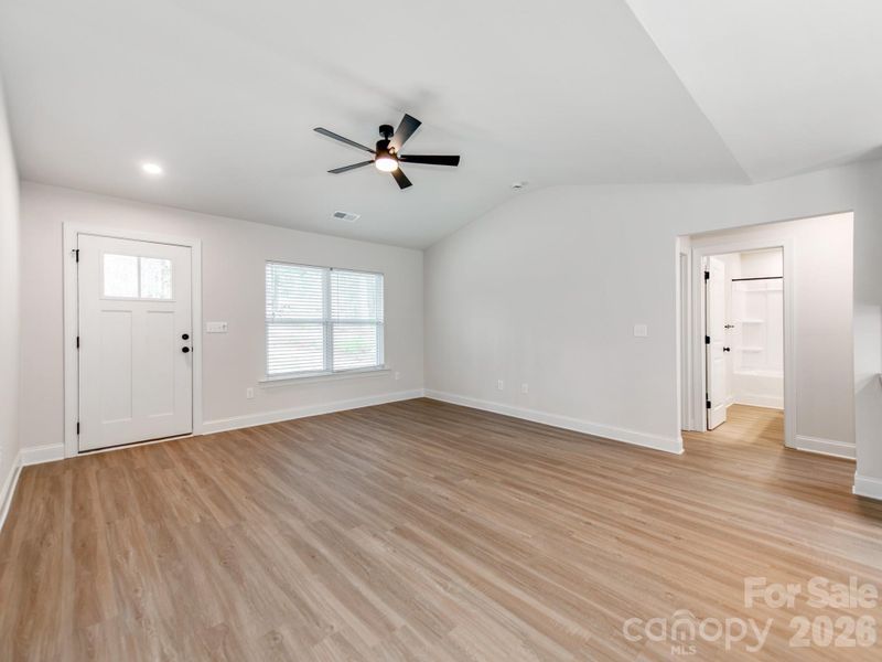 Spacious, unfurnished interior of a new home in , Monroe (Image 21).